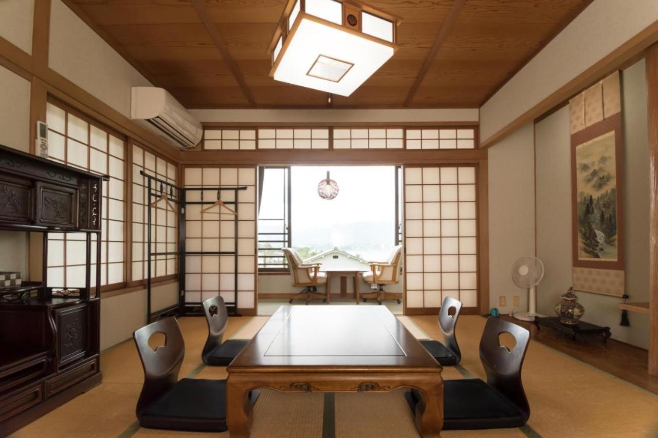 Miyajima Guest House Mikuniya Hatsukaichi Exterior photo